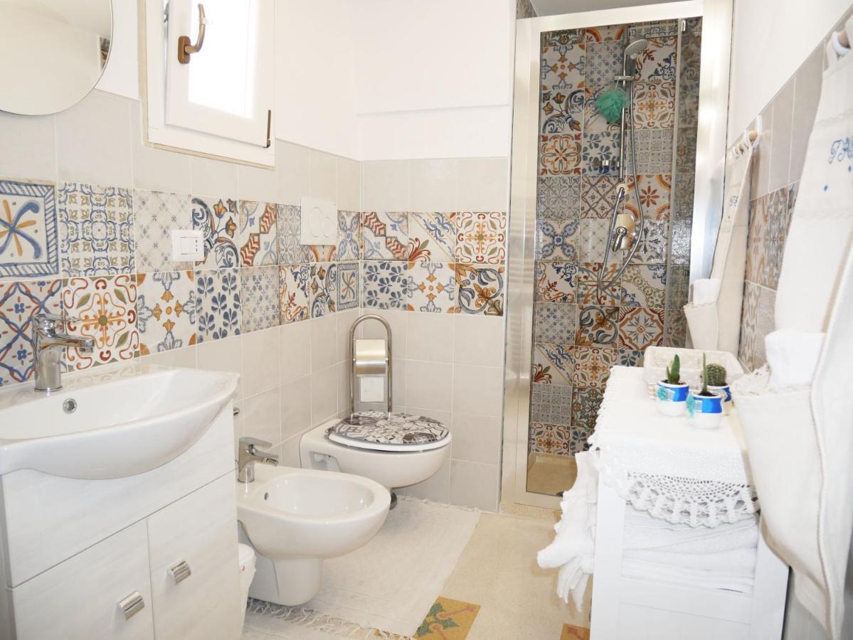 הוילה לטרצה Casa Sant'Agata מראה חיצוני תמונה